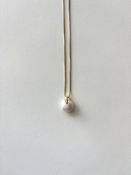 Isla Round Pearl Necklace