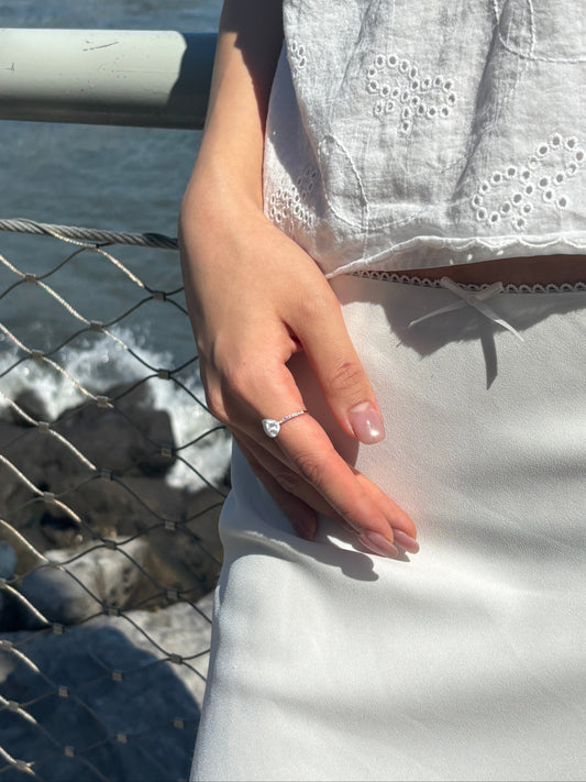 Isla Grey Pearl Ring