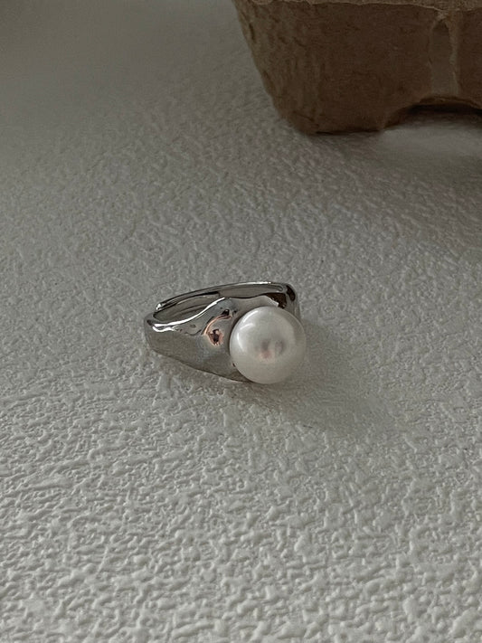 Round Pearl and Pure Silver Ring