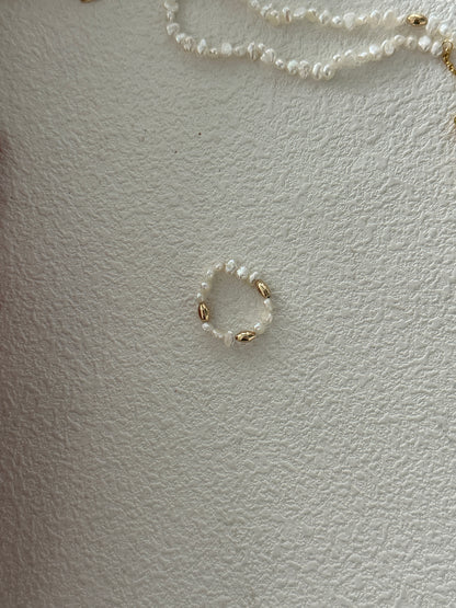 Round Pearl and Gold Ring