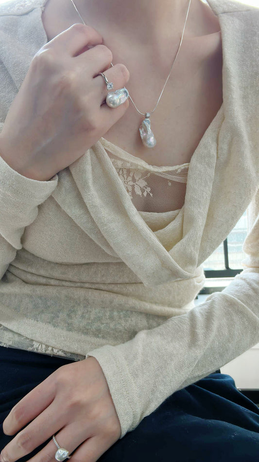 Irreugular Pearl Ring in Stering Silver