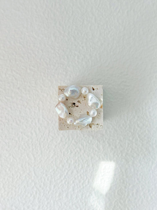 Irregular Round Pearls Ring