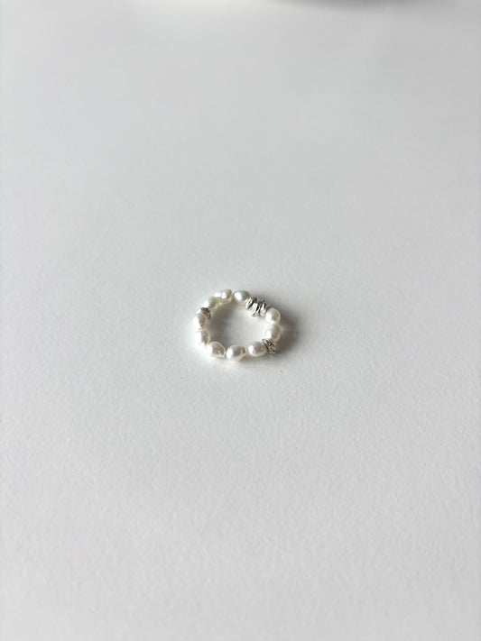 Everyday Pearl Ring