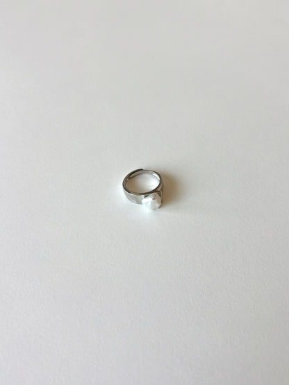 Isla Keshi Pearl Ring