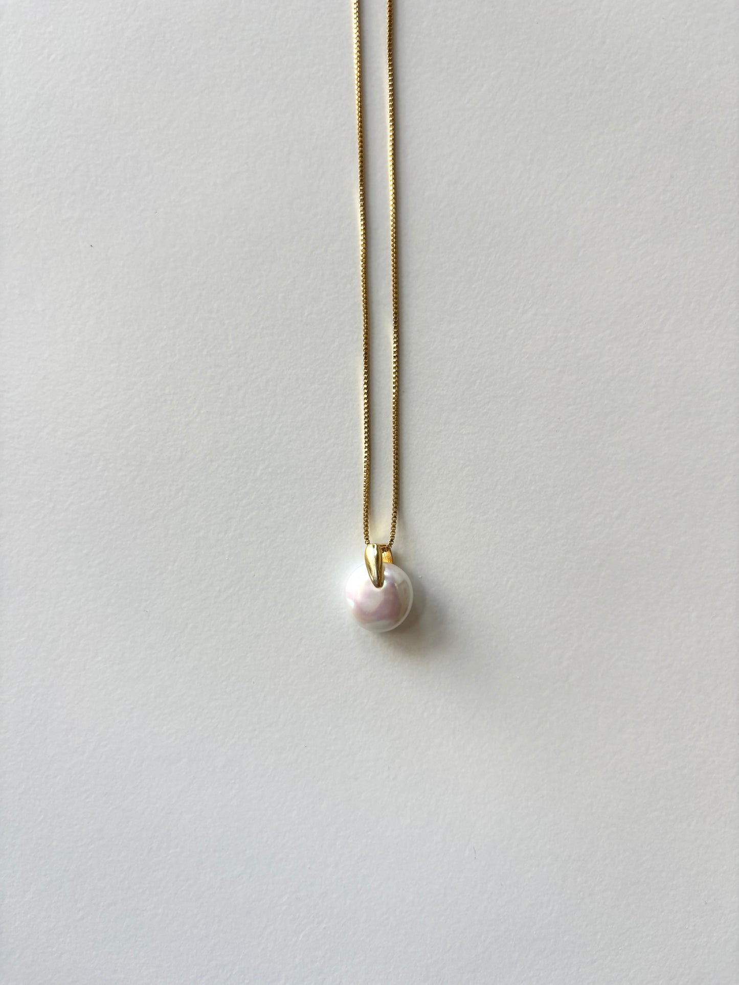 Isla Round Pearl Necklace