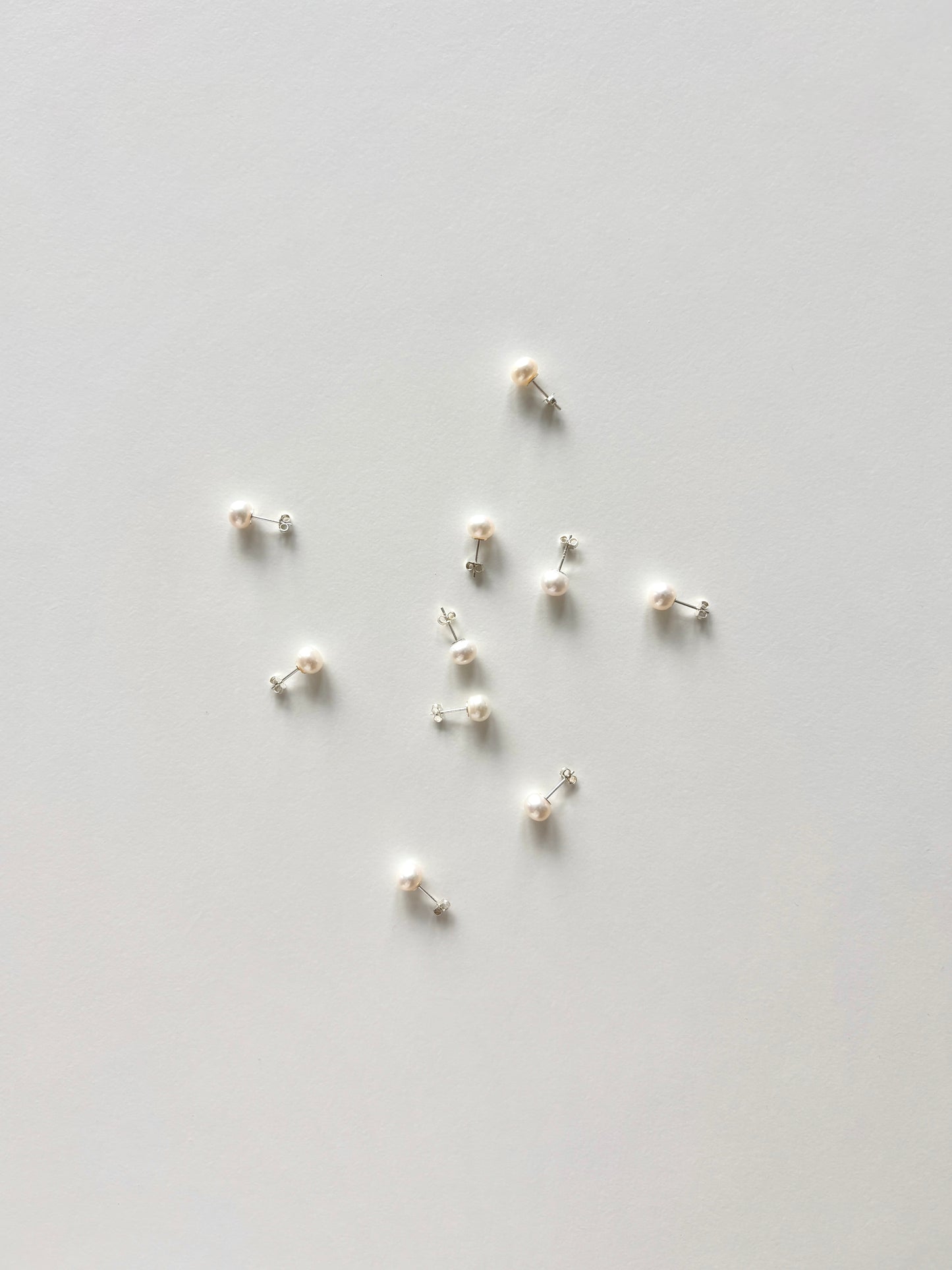 Isla Pearl Studs