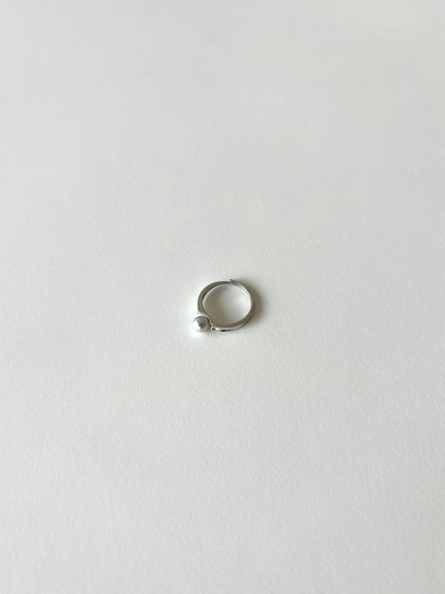 Isla Silver Blue Pearl Ring