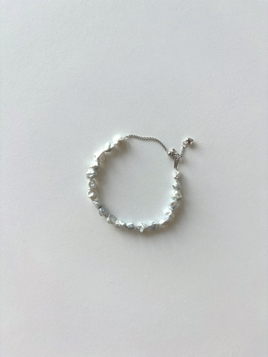 Camille Sea Breeze Pearl Bracelet